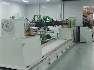 Klaaskiust riidest teibi kerimismasin