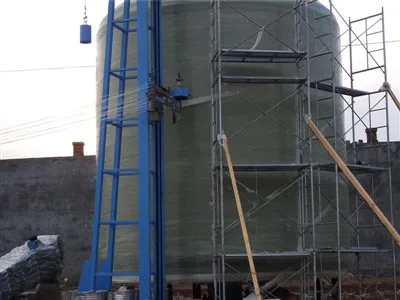 FRP hoiupaagi varustus